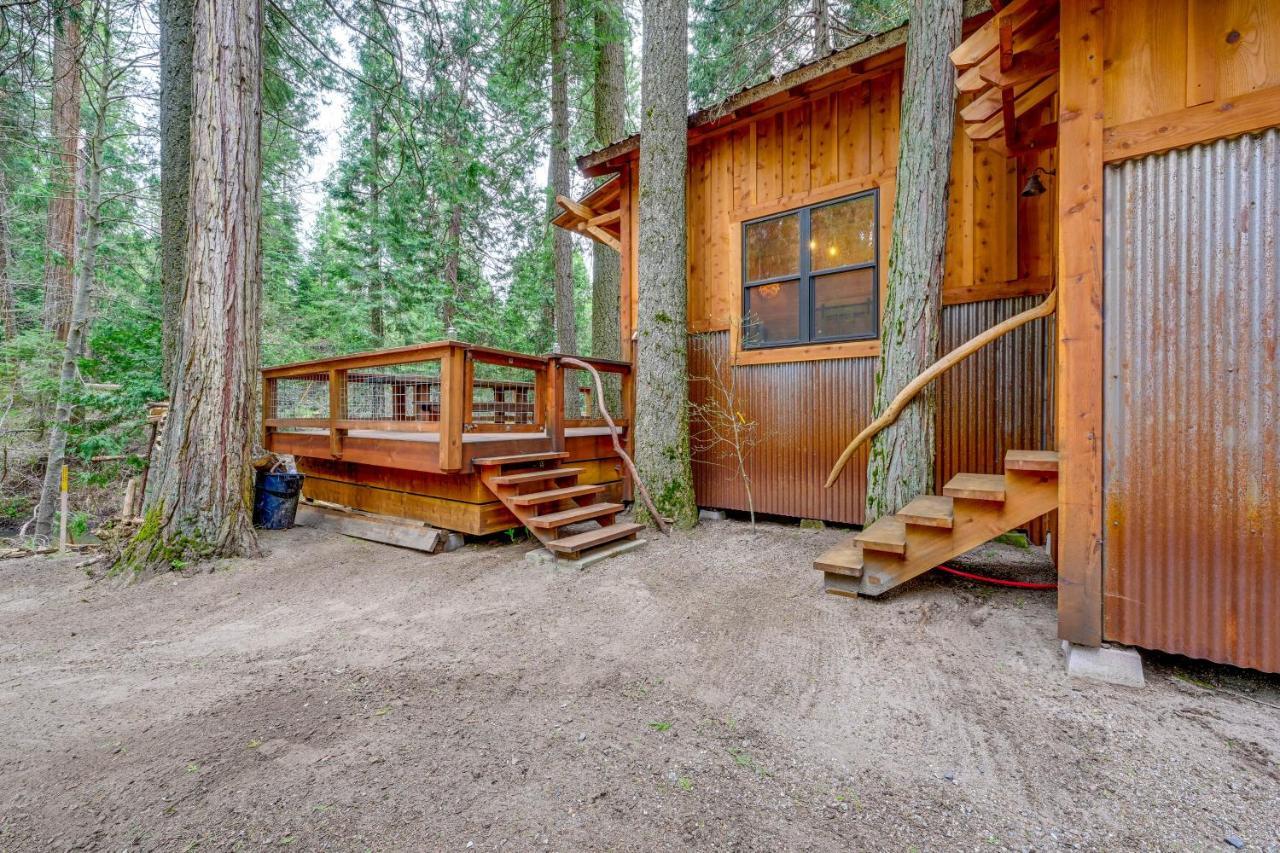 Enchanting Creekside Cabin Near Kings Canyon Park! Badger Exterior photo